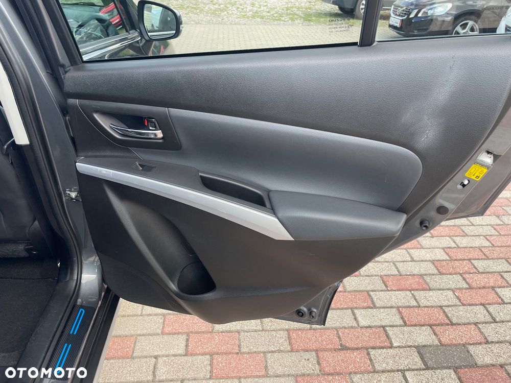 Suzuki SX4 - 31