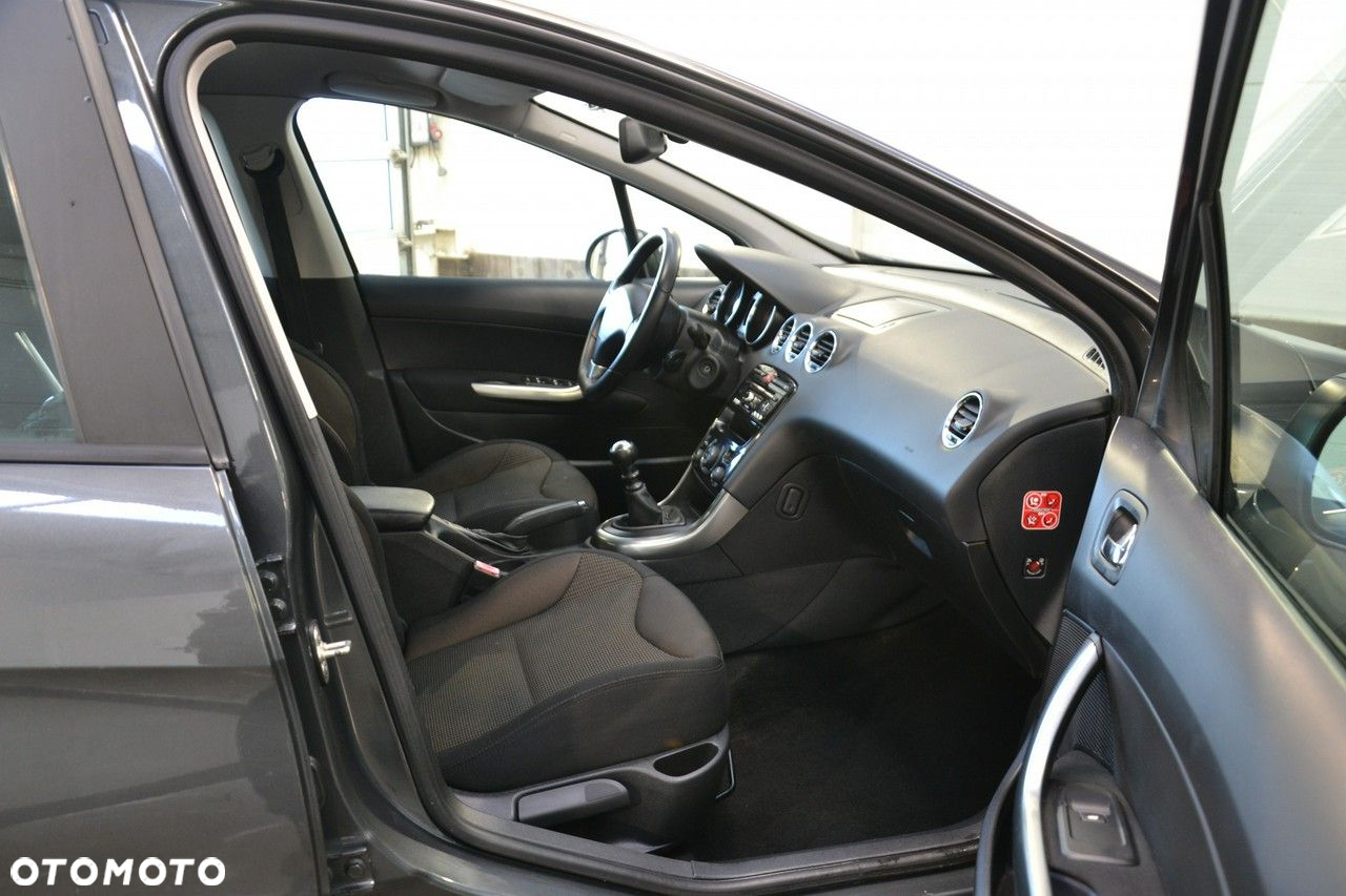 Peugeot 308 - 19