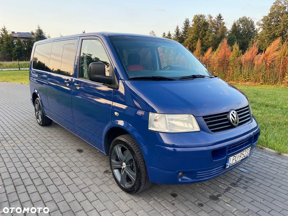 Volkswagen Caravelle - 2