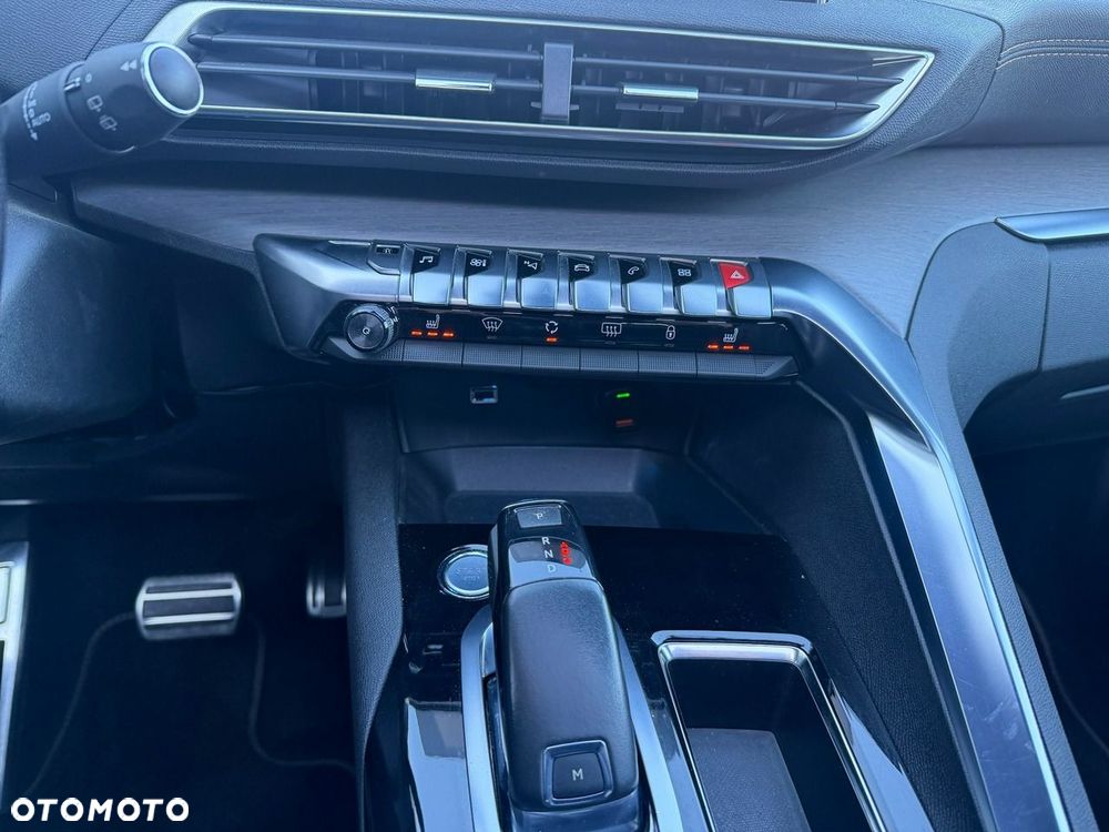 Peugeot 3008 2.0 BlueHDi GT S&S EAT6 - 17