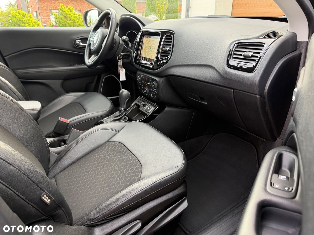 Jeep Compass 1.3 TMair Night Eagle FWD S&S DDCT - 21