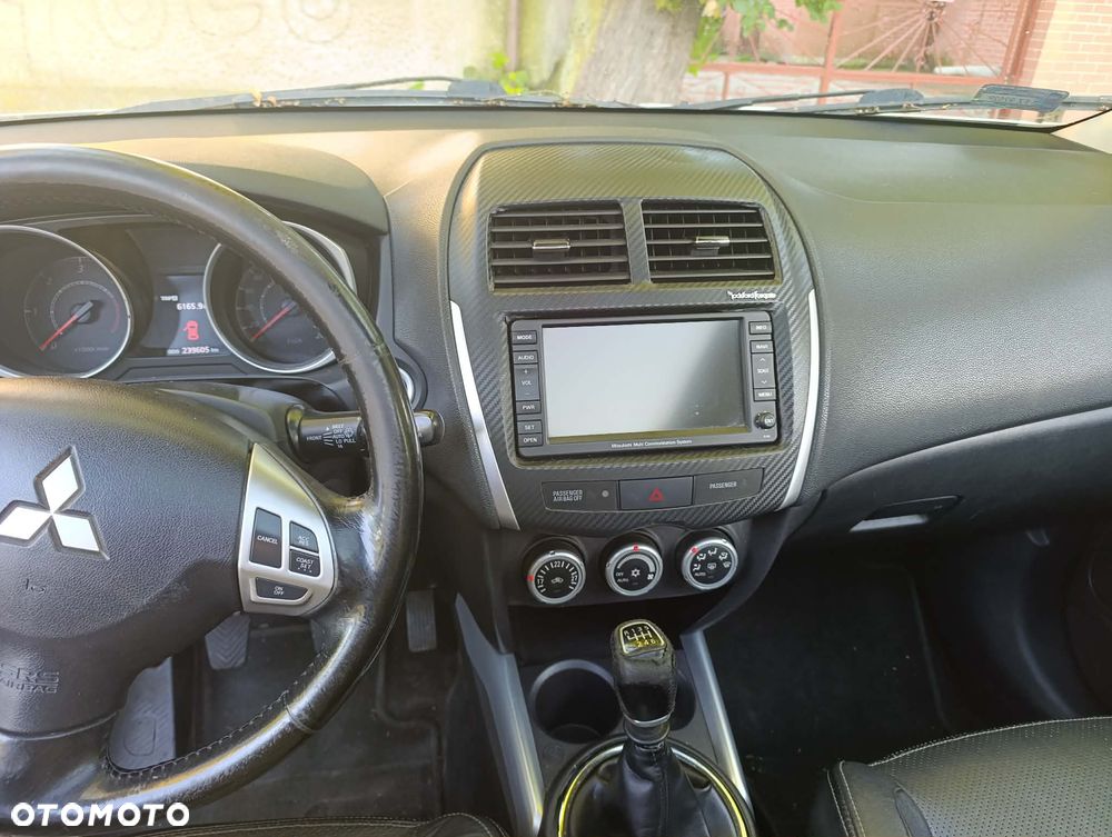 Mitsubishi ASX 1.8 DID Instyle NAVI 4WD AS&G - 16