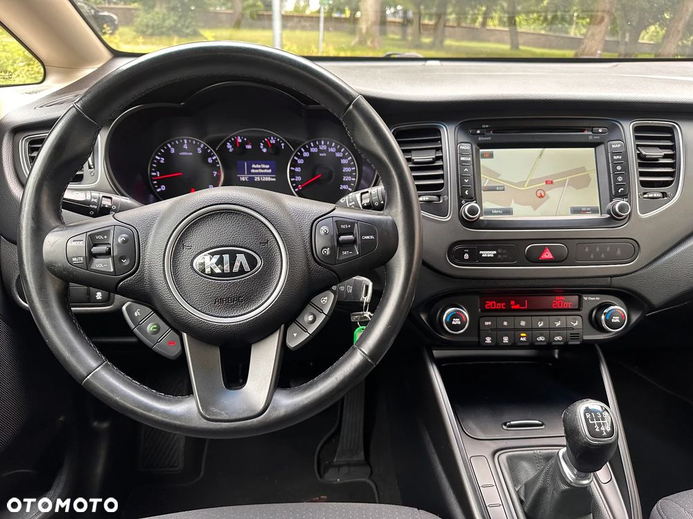 Kia Carens 1.6 GDI Business Line 7os EU6 - 8