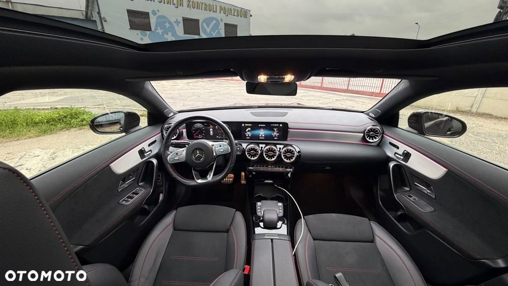 Mercedes-Benz CLA 220 d AMG Line 8G-DCT - 15