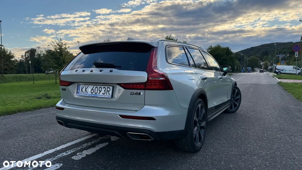 Volvo V60 Cross Country Pro D4 AWD - 7