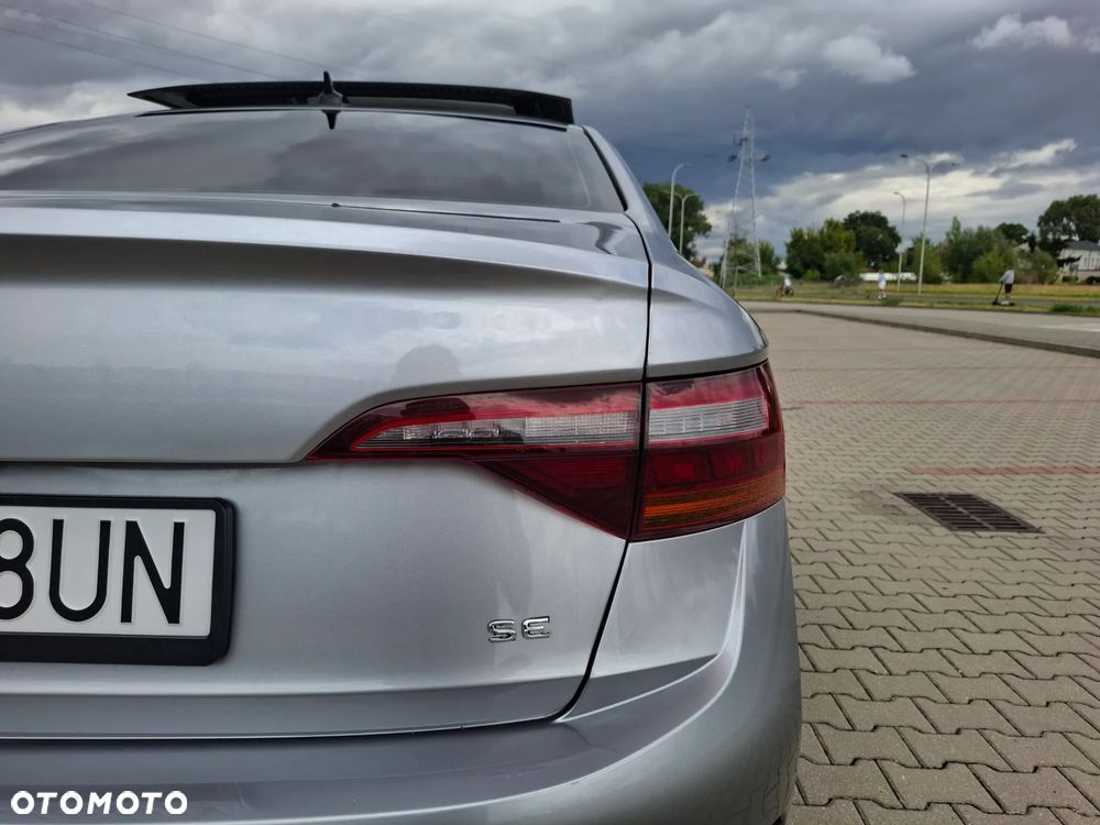 Volkswagen Jetta - 7