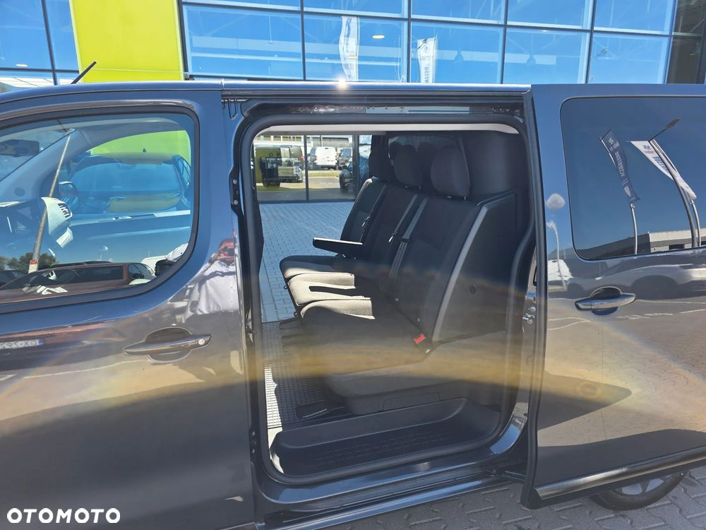 Opel Vivaro - 9