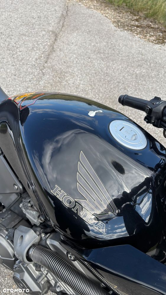 Honda Hornet - 16