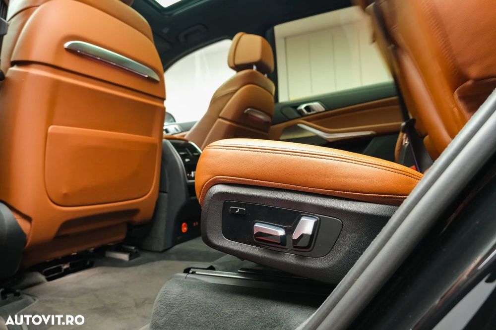 BMW X7 xDrive40d MHEV - 33