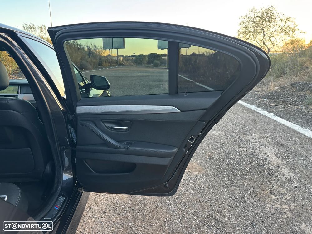 BMW 520 d Pack M Auto - 27