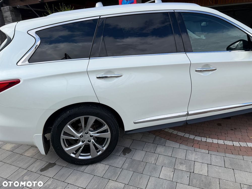 Infiniti QX60 - 6