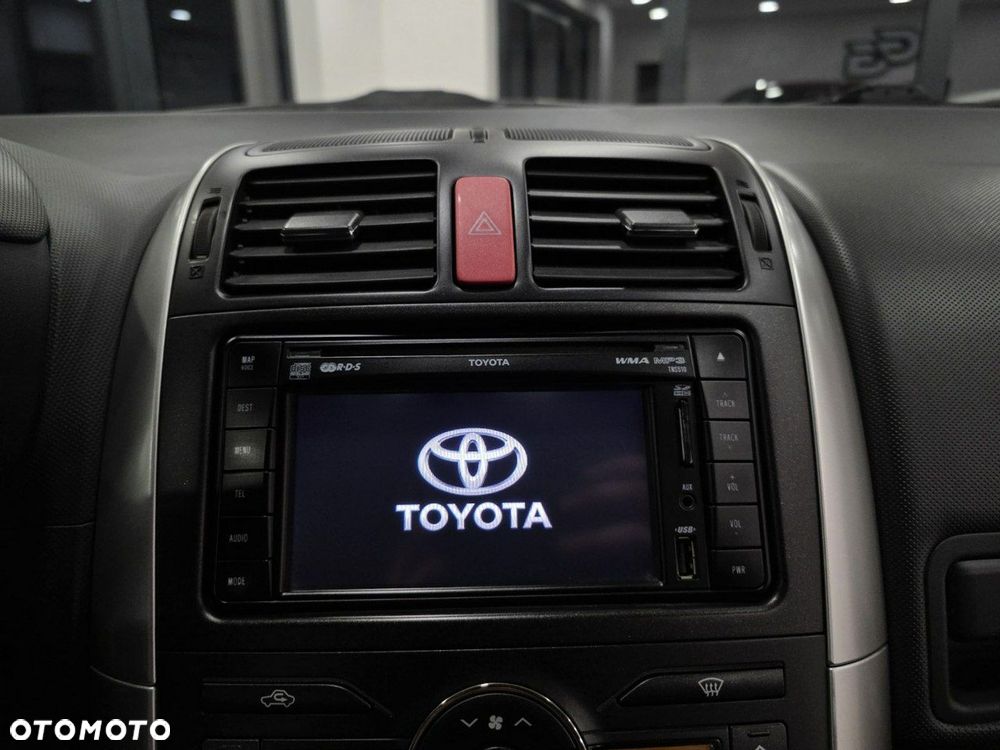 Toyota Auris 1.6 Luna - 20