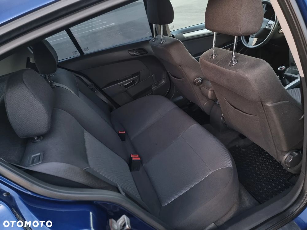 Opel Astra 1.6 Sport - 8