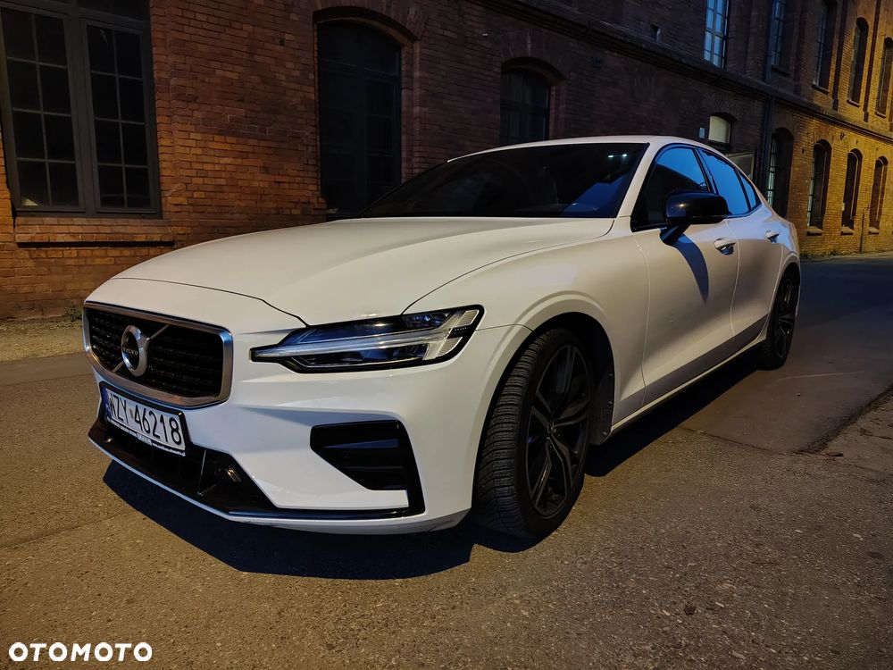 Volvo S60 T4 R-Design - 11