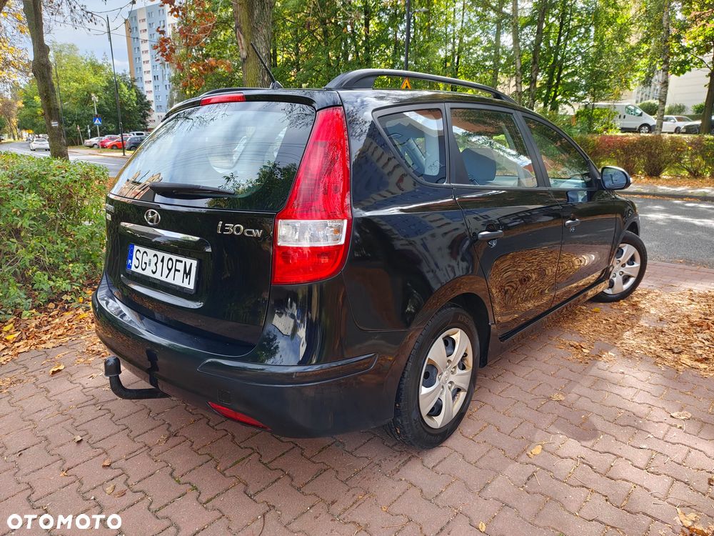 Hyundai i30 i30cw 1.4 UEFA EURO 2012 Edition - 3