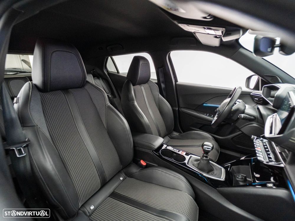 Peugeot 2008 1.2 PureTech GT - 35