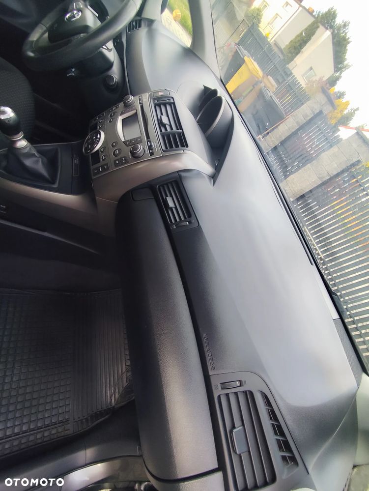 Toyota Verso - 8