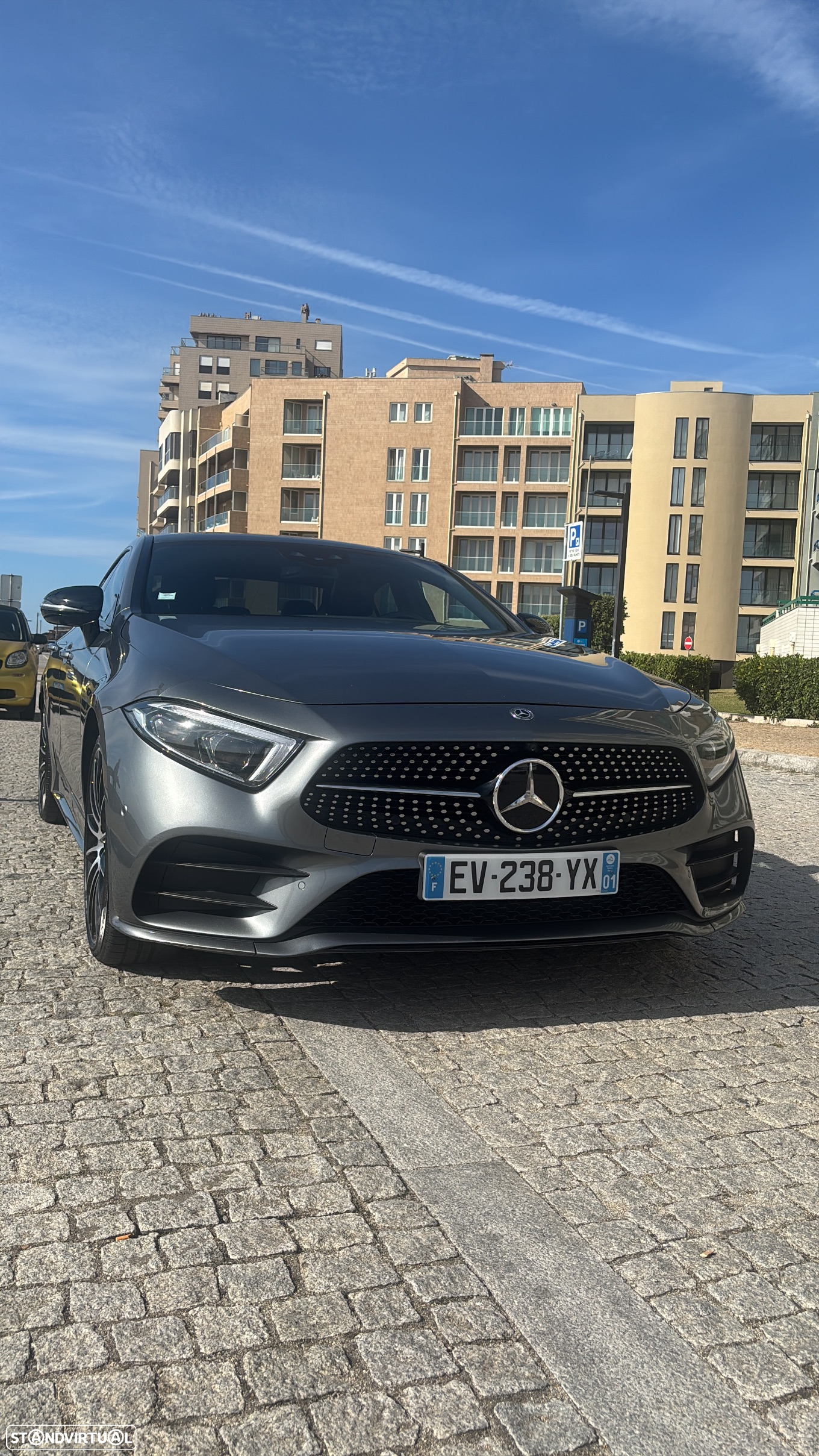 Mercedes-Benz 350 - 11