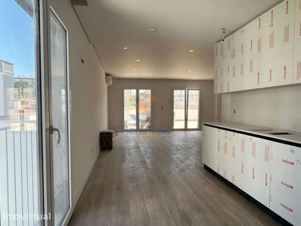 Apartamento T3 com TERRAÇO de 109 m2 e BOX 57 m2 | Ramada, Odivelas - Grande imagem: 4/66
