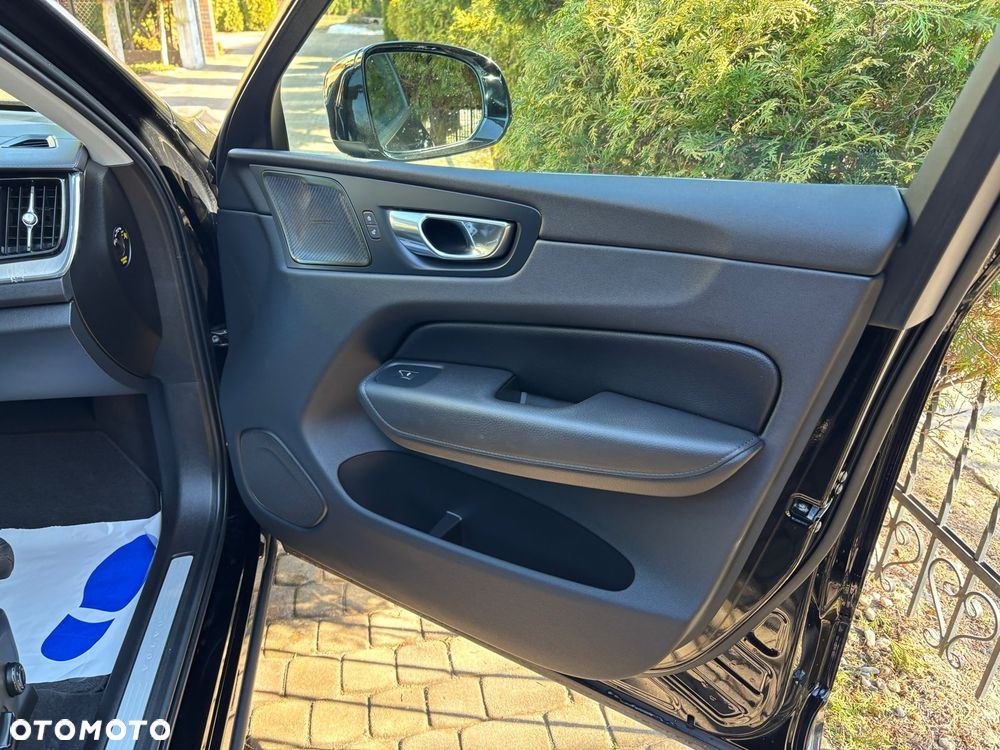 Volvo XC 60 B4 D Geartronic Inscription - 13