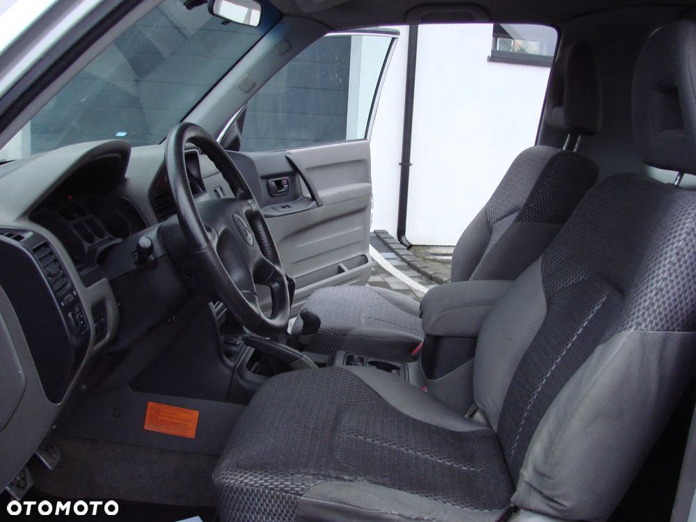 Mitsubishi Pajero 2.5 TD Classic - 20