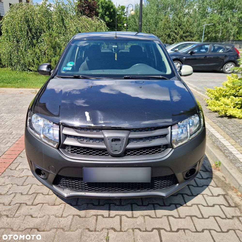Dacia Logan 1.2 16V Access - 3