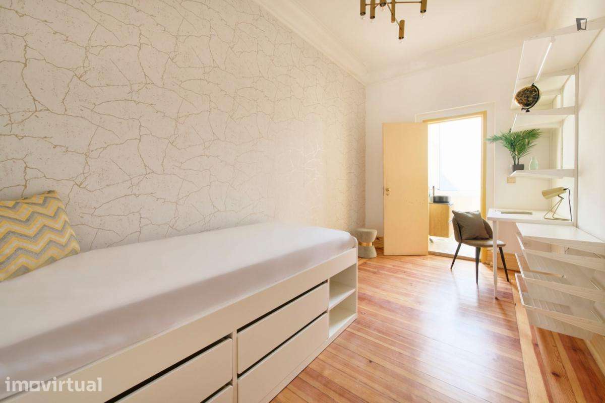 Quarto - localizado em Rato Lisbon - Grande imagem: 3/40