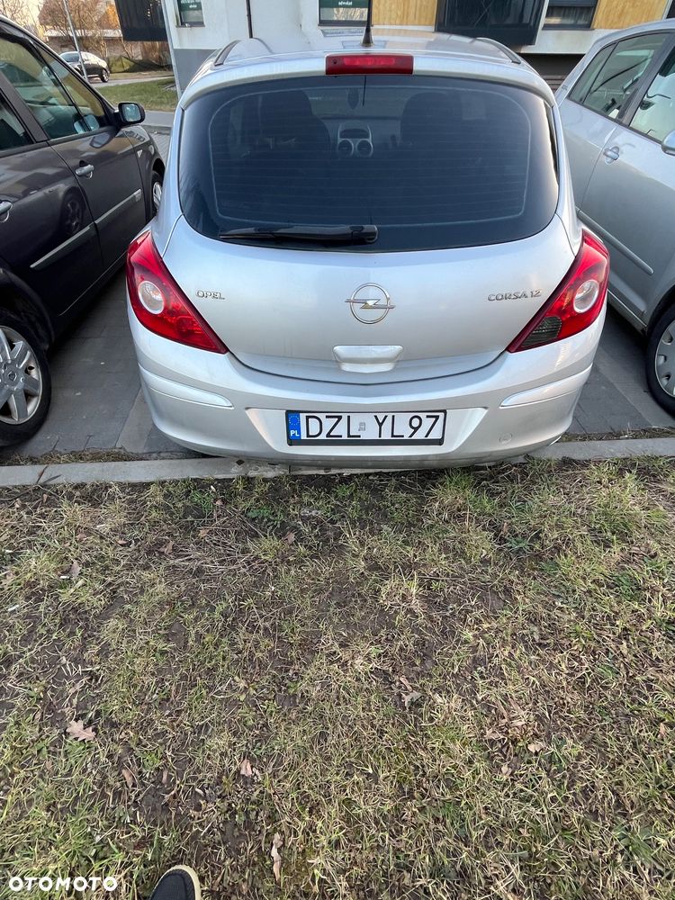 Opel Corsa 1.2 16V Enjoy - 3