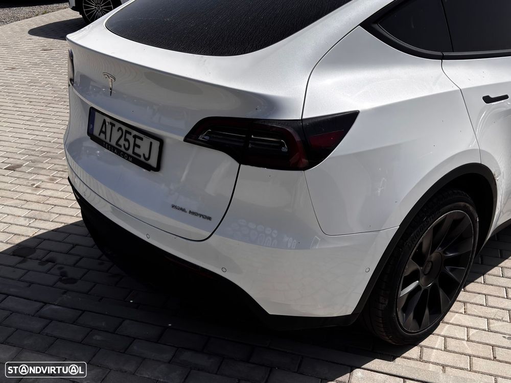 Tesla Model Y Long Range Tração Integral — fotografia 6