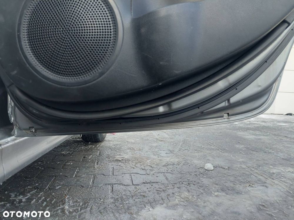 DRZWI KOMPLETNE PRAWY TYŁ NISSAN NOTE II KAD G - 8