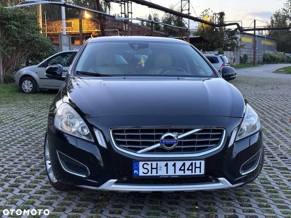 Volvo V60 D3 Momentum - 6