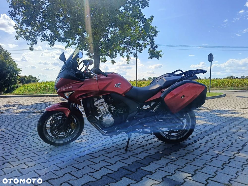 Honda CBF - 2
