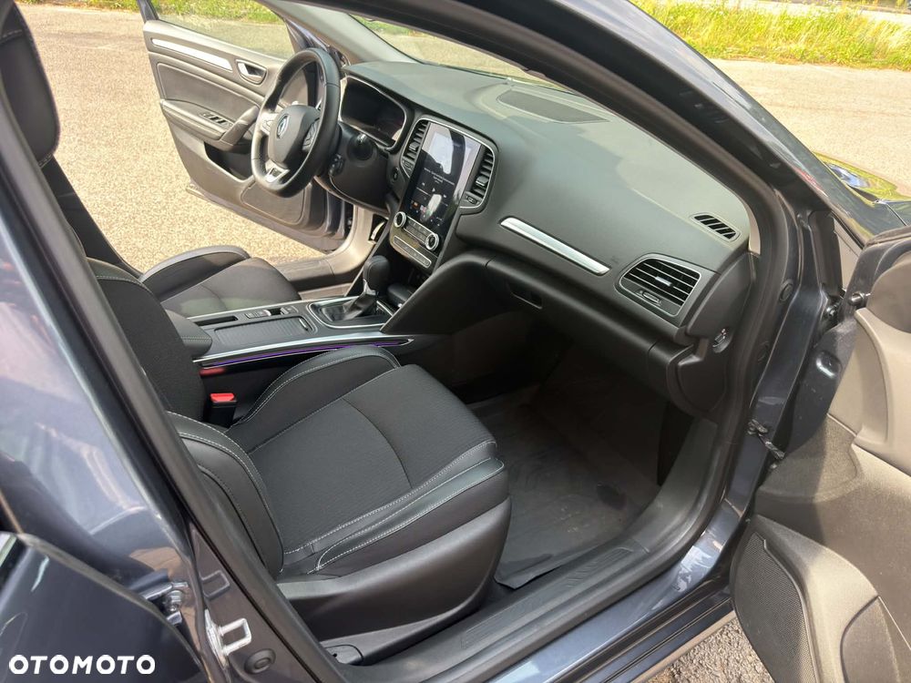 Renault Megane 1.3 TCe Techno EDC - 11