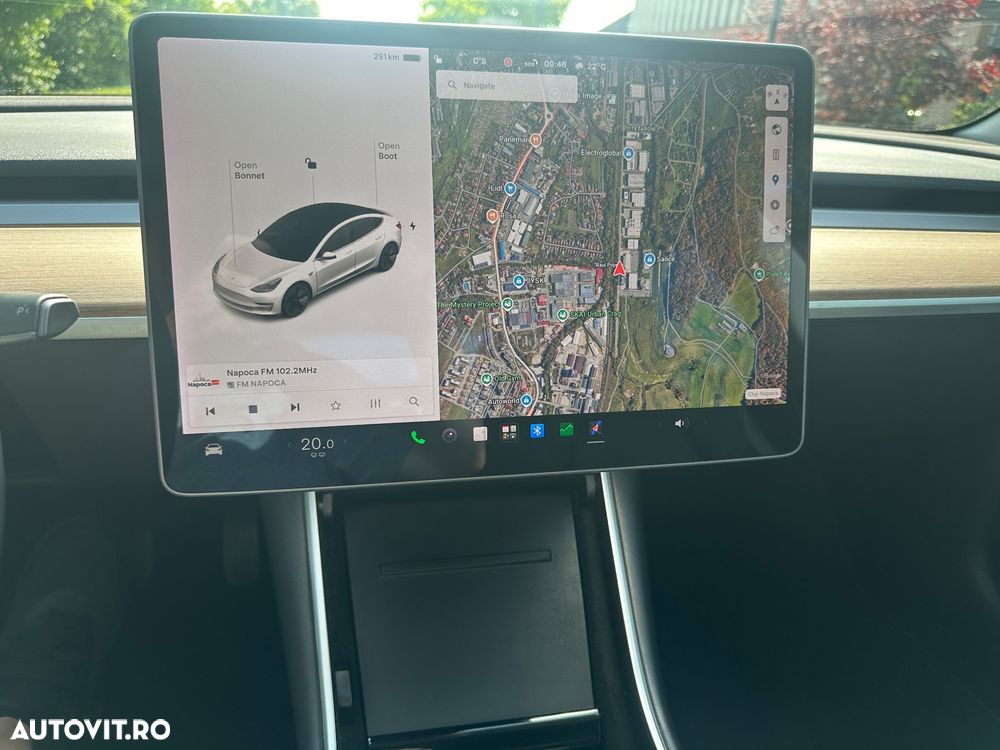 Tesla Model 3 - 20