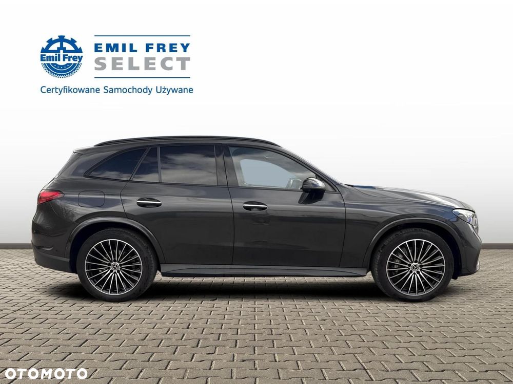 Mercedes-Benz GLC - 9