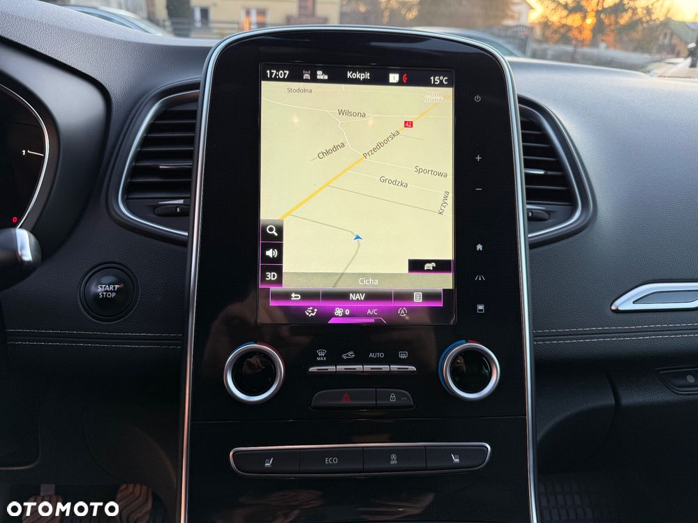 Renault Scenic Energy TCe 130 S&S Bose Edition - 14