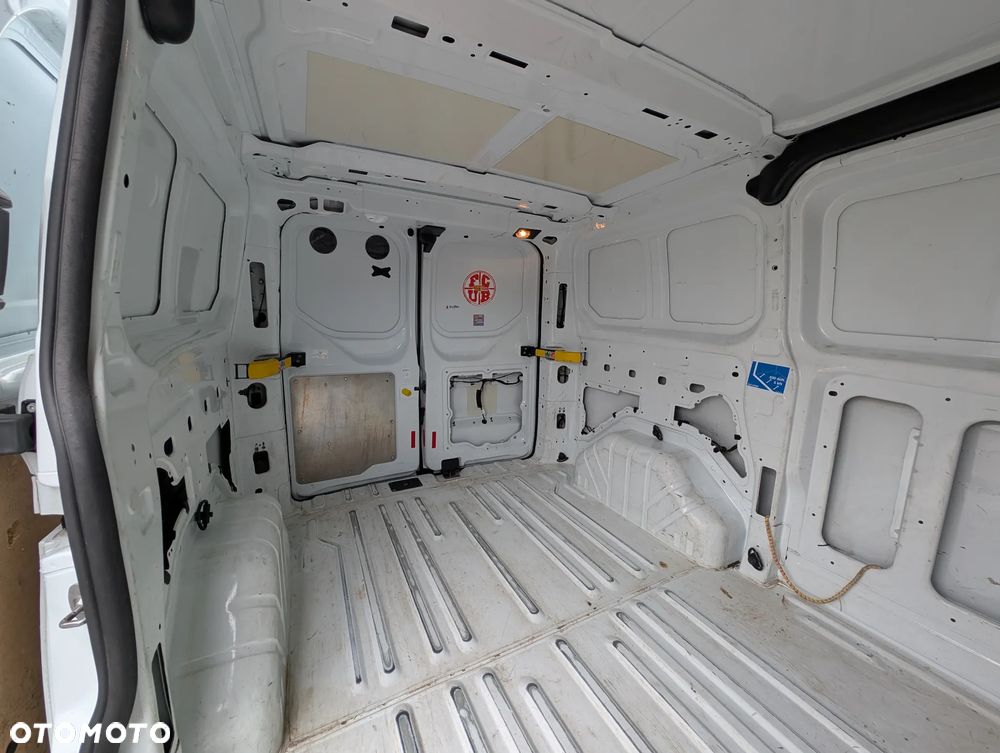 Ford Transit Custom - 16