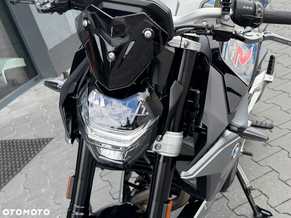 BMW F - 26