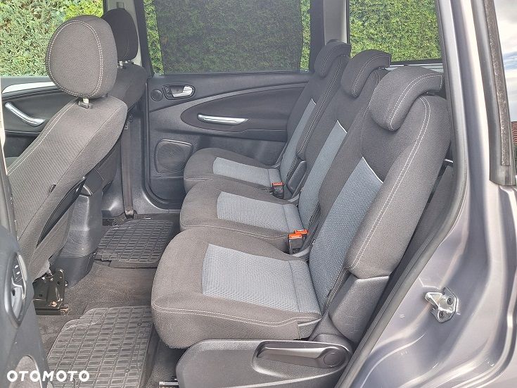 Ford Galaxy 2.0 TDCi DPF Titanium - 19