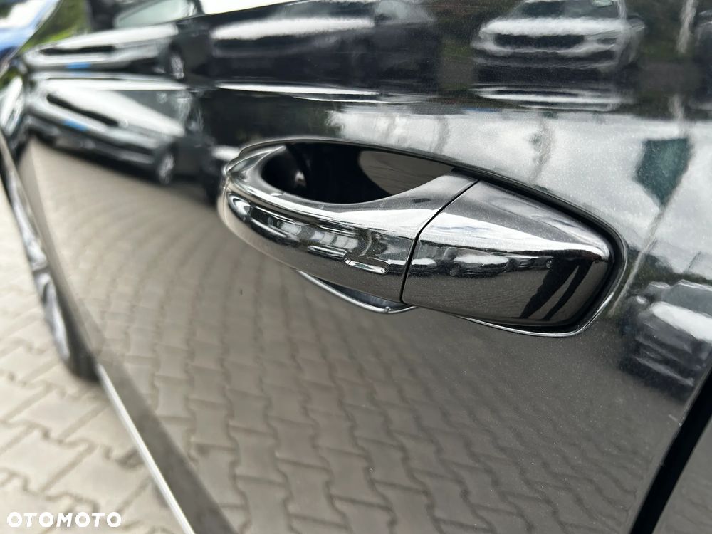 Skoda Superb 2.0 TDI SCR 4x4 L&K DSG - 11