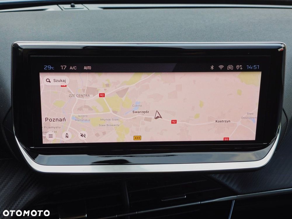 Peugeot 2008 PureTech 100 Allure S&S BVM6 - 18