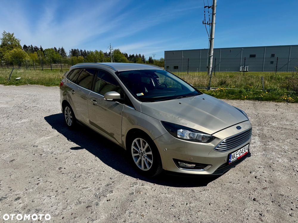 Ford Focus 1.0 EcoBoost Start-Stopp-System TITANIUM STYLE - 2