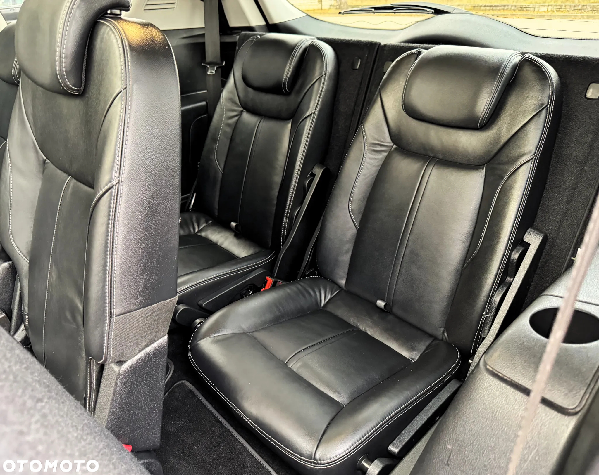 Ford S-Max 2.0 EcoBoost Titanium - 35