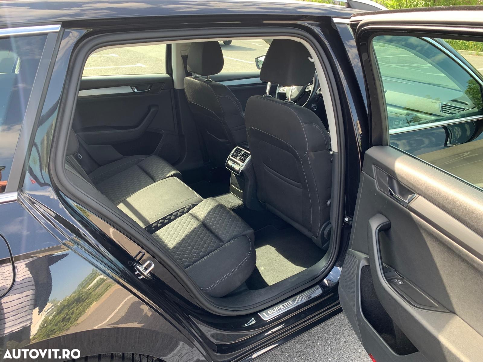 Skoda Superb 2.0 TDI DSG Ambition - 5