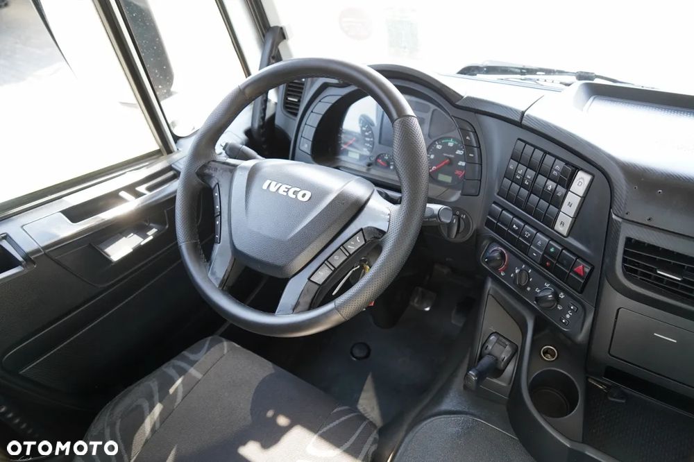 Iveco STRALIS 360 / 6X2 /  LAWETA / PLATFORMA 9,3 M / NAJAZDY HYDRAULICZNE / WYCIĄGARKA / OŚ PODONOSZONA  / EURO 6 - 27