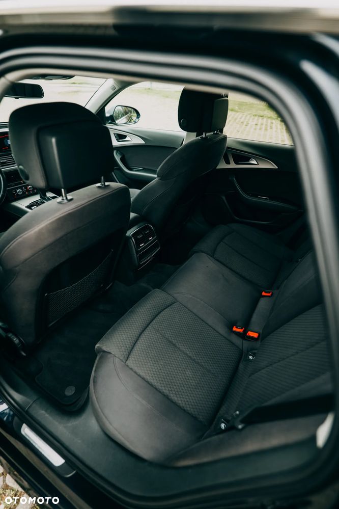 Audi A6 Avant 2.0 TDI Ultra S tronic - 32