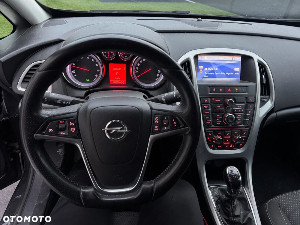 Opel Astra 1.4 Turbo Innovation - 11
