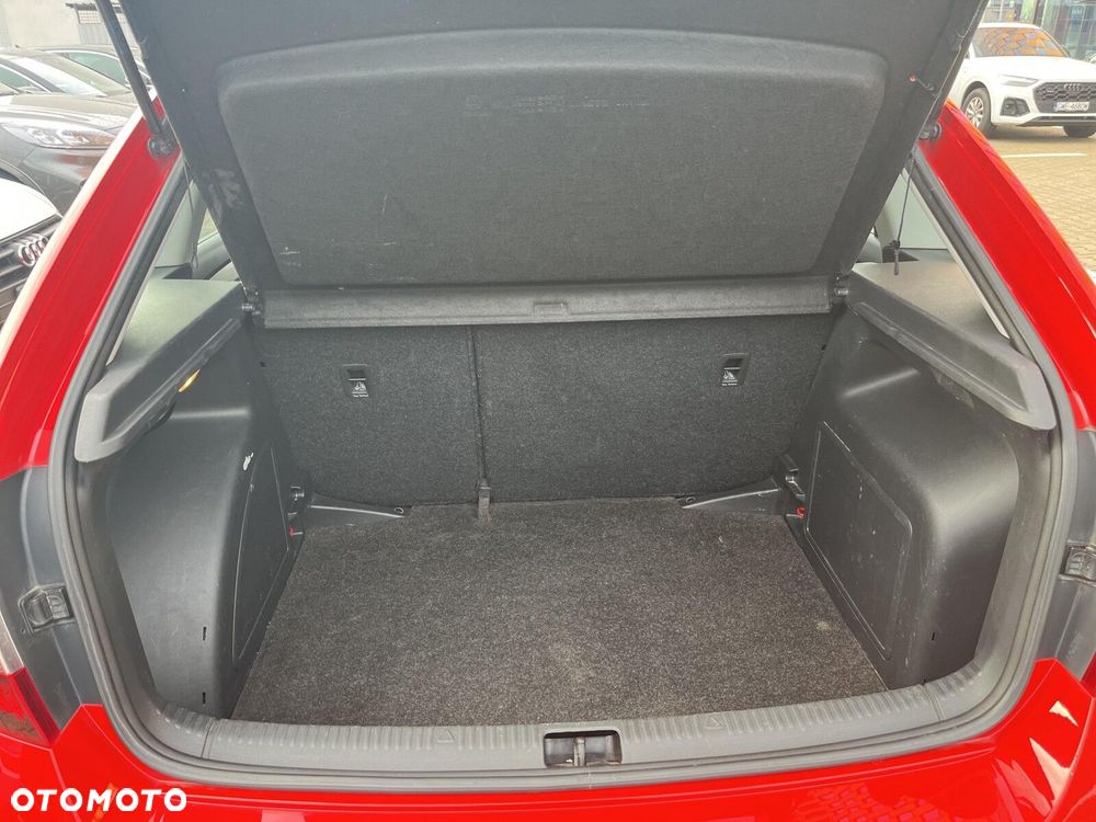 Skoda RAPID 1.0 TSI Ambition - 26