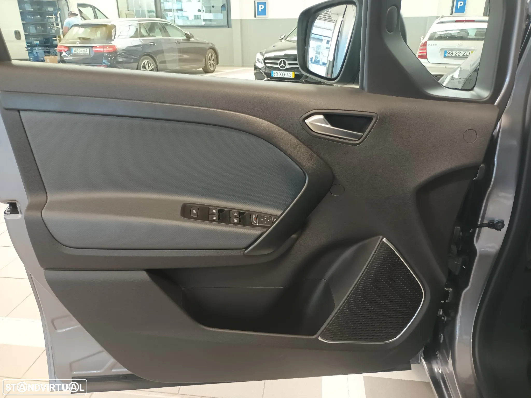 Mercedes-Benz eCitan Tourer - 9