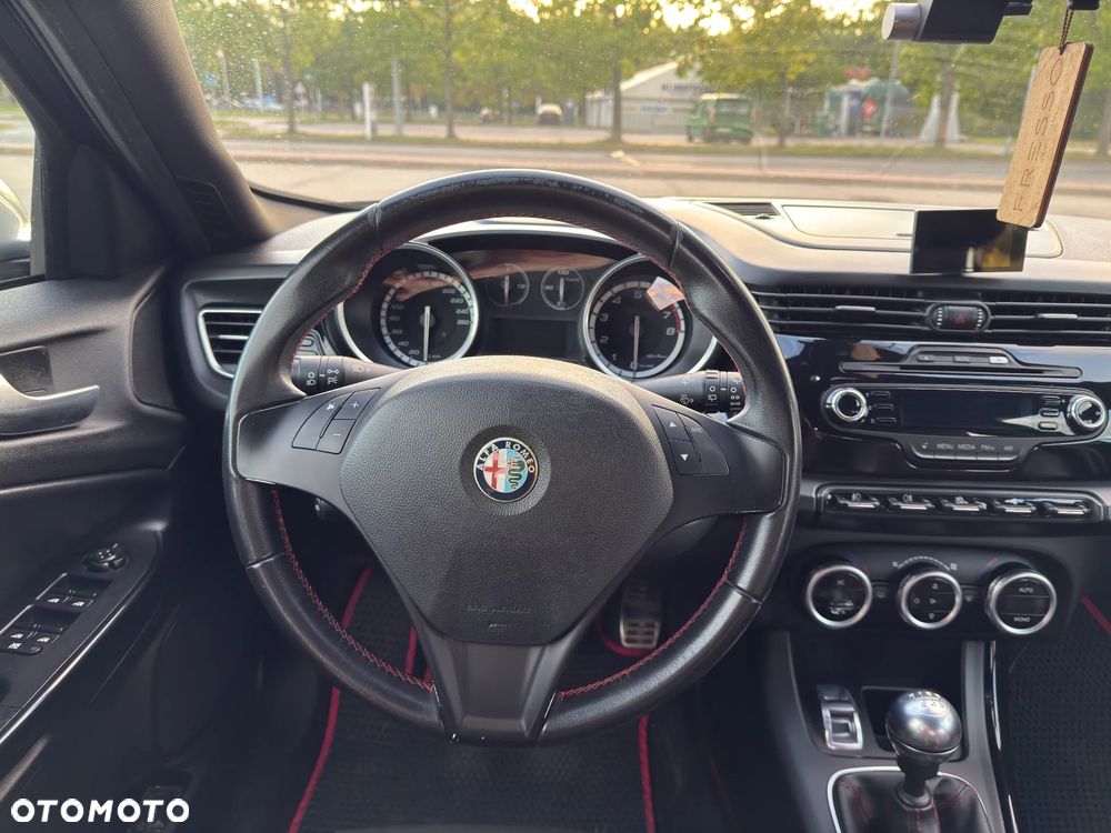 Alfa Romeo Giulietta 1.4 TB Distinctive - 15